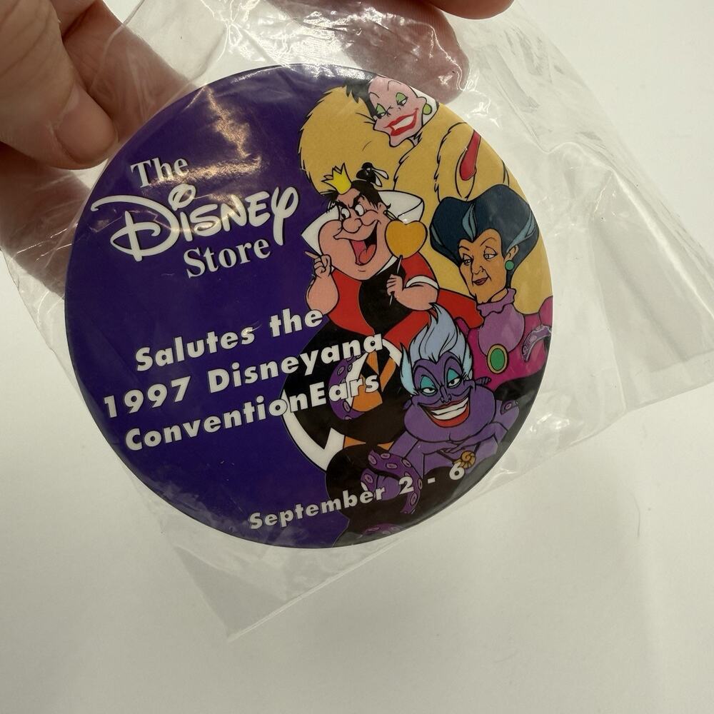 1997 Disney Store Disneyana ConventionEars Villains Pin Button 3”